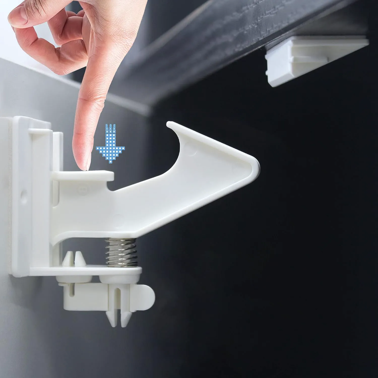 Internal latch operation